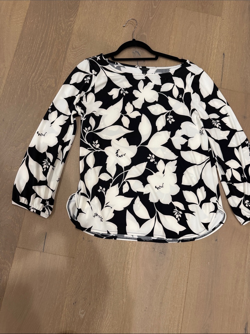 Ann Taylor Black and White Floral Boatneck Blouse